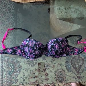 Pink Victoria Secret Push-up Bra